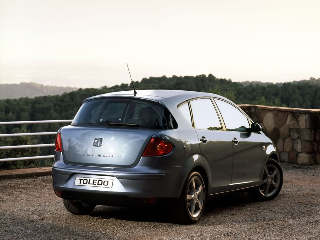 Seat_Toledo_2005_002_AFC11191.jpg
