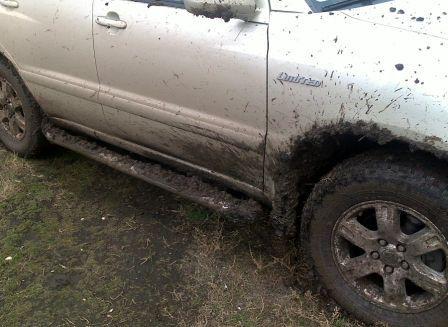 Немного испачкались...