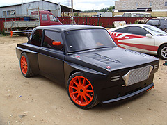 vaz_2105_skyline_successor(15680).jpg